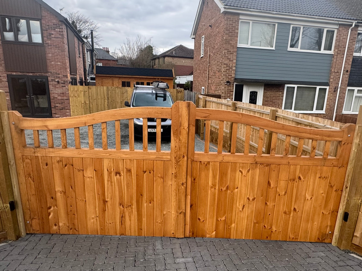 The Needham Driveway Gate Range